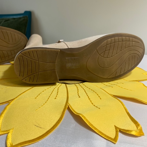 Tulipano side zip boot suede low heel size 9 cream - Picture 7 of 7